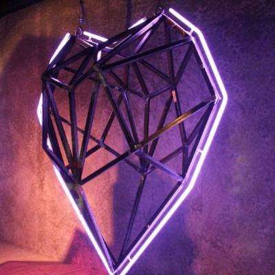 美国据悉在评估油价每桶200美元的极端情境 但白宫否认